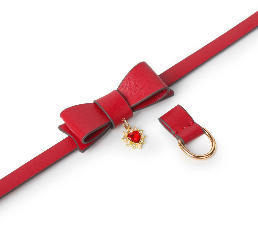 a red leather choker