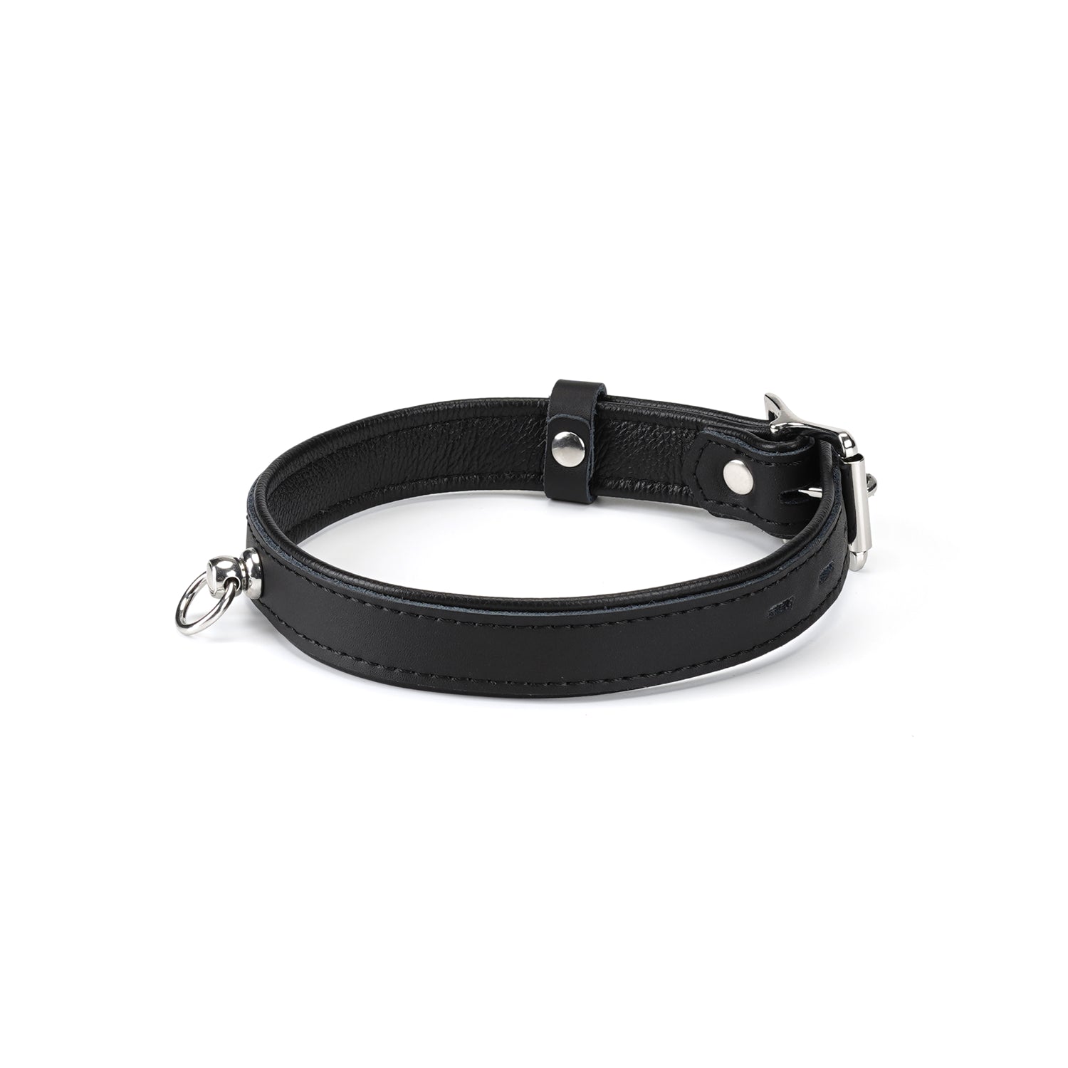 a black leather gothic choker collar